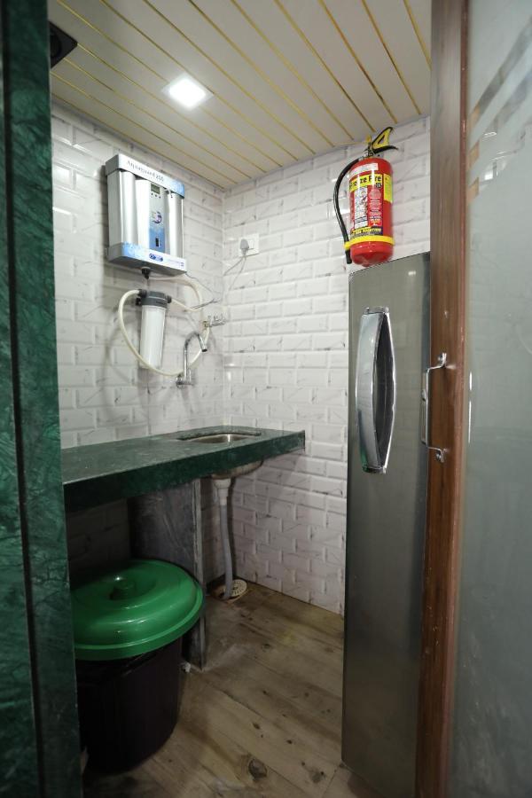 Mango Marol Dormitory Mumbai Luaran gambar